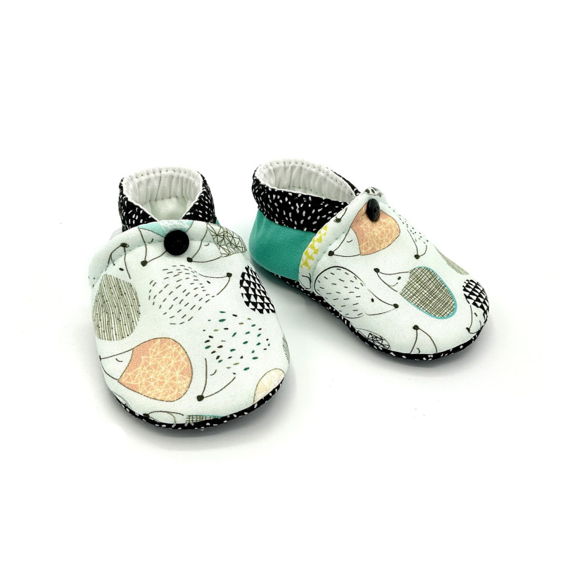 Chaussons bébé imprimés de hérissons