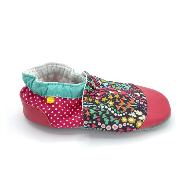 Chaussons en cuir souple imprimés fleuris pour enfant