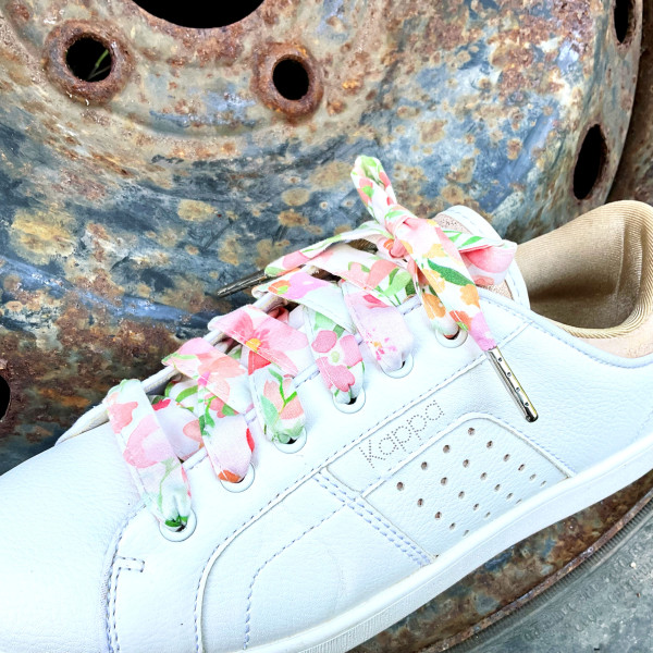 Lacets fleurs aquarelle pastel rose vert baskets - Dont Forget Melanie