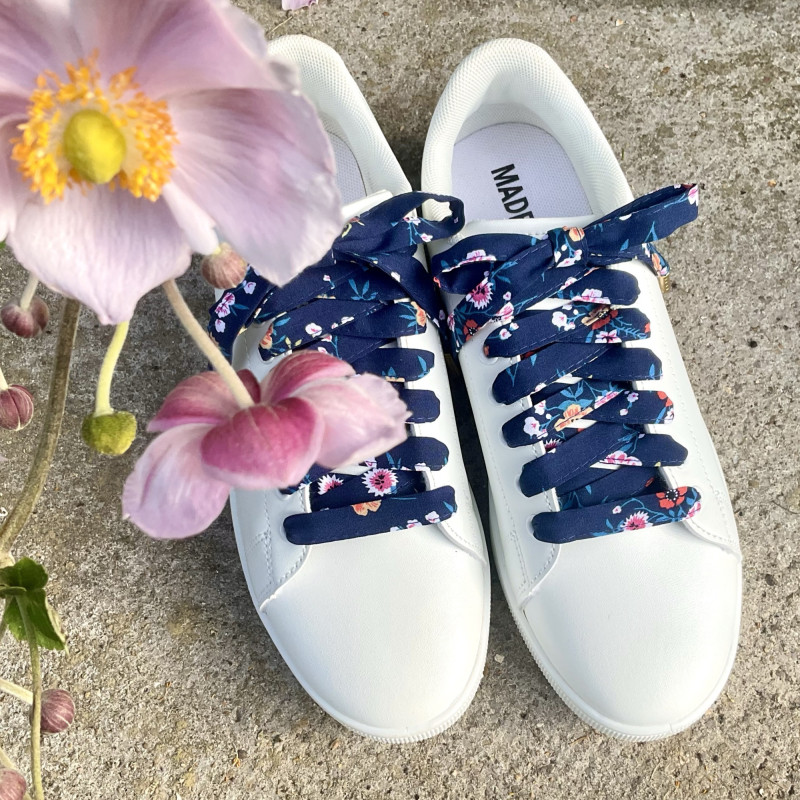Lacets bleu marine à fleurs | Made in France | Dont Forget Melanie
