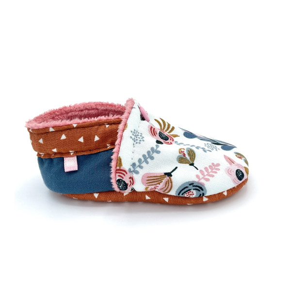 Chaussons bébé Izia tissu blanc rose bleu motif fleurs - Dont Forget Melanie