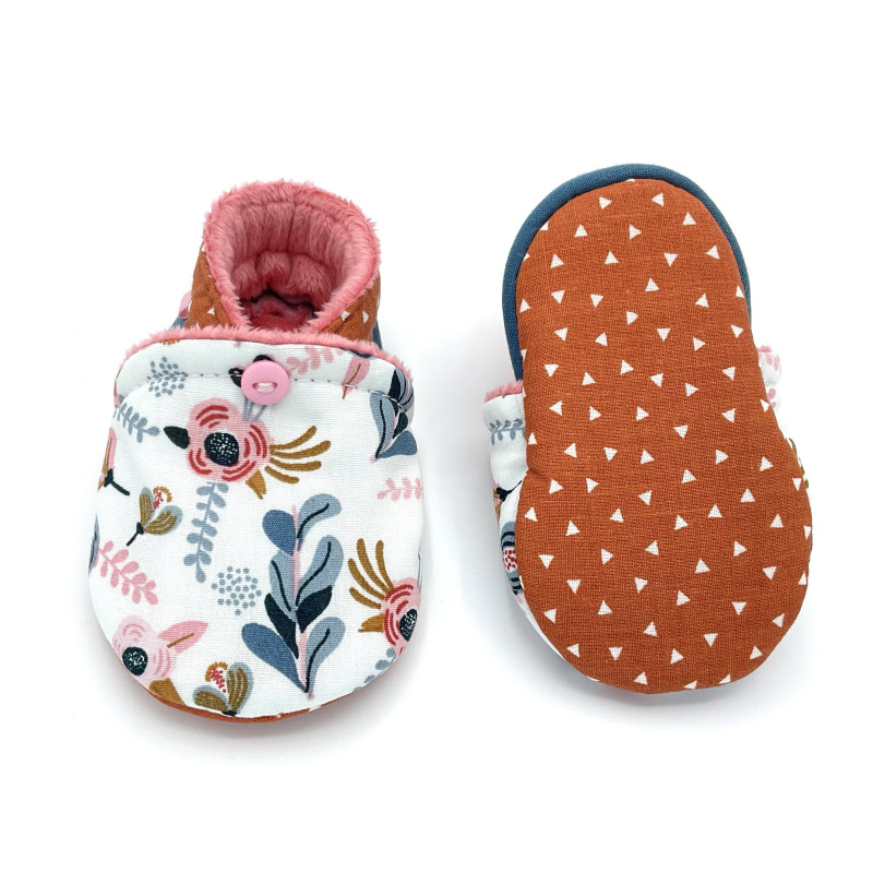 Chaussons bébé Izia tissu blanc rose bleu motif floral - Dont Forget Melanie