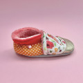 Chaussons bébé hiver parfaits crèche chauds fourrés tissu fleurs  - Dont Forget Melanie