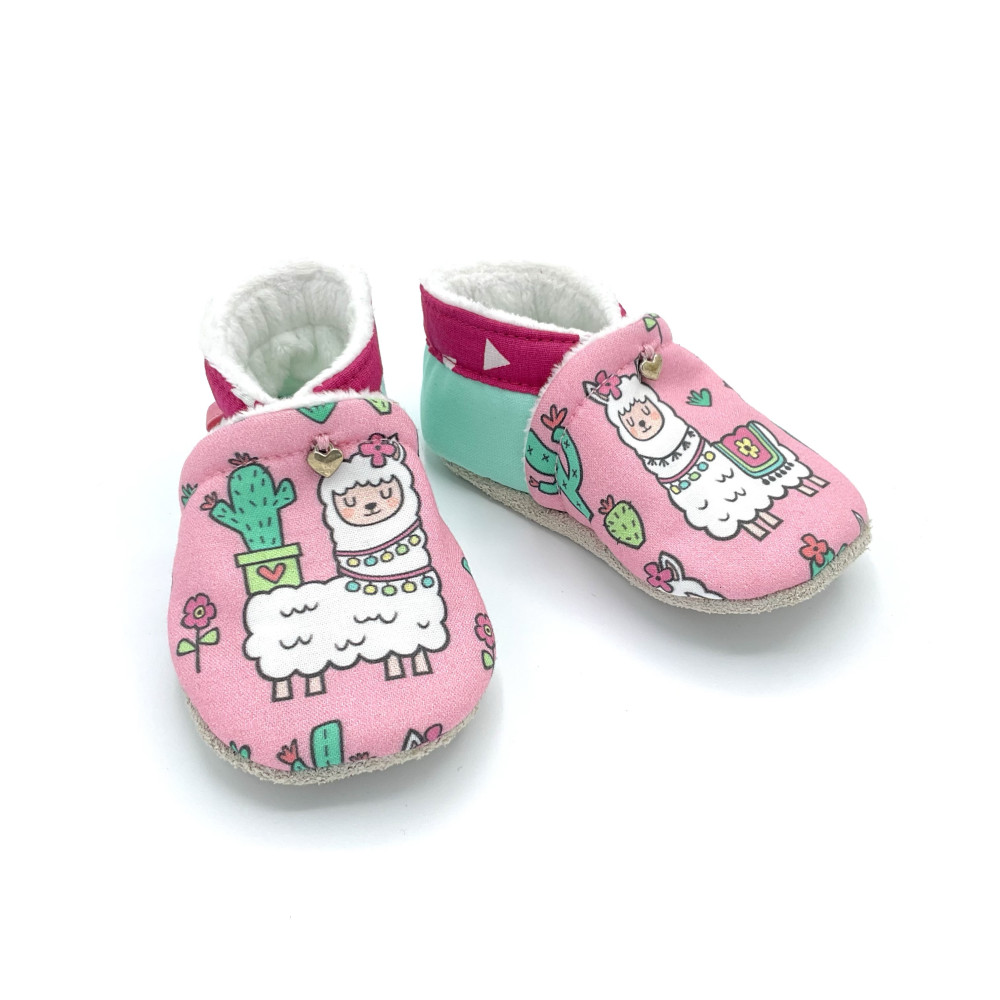 Chaussons bébé imprimés de lamas