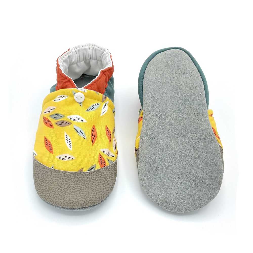 Chaussons Emile jaune semelles cuir velours - Dont Forget Melanie