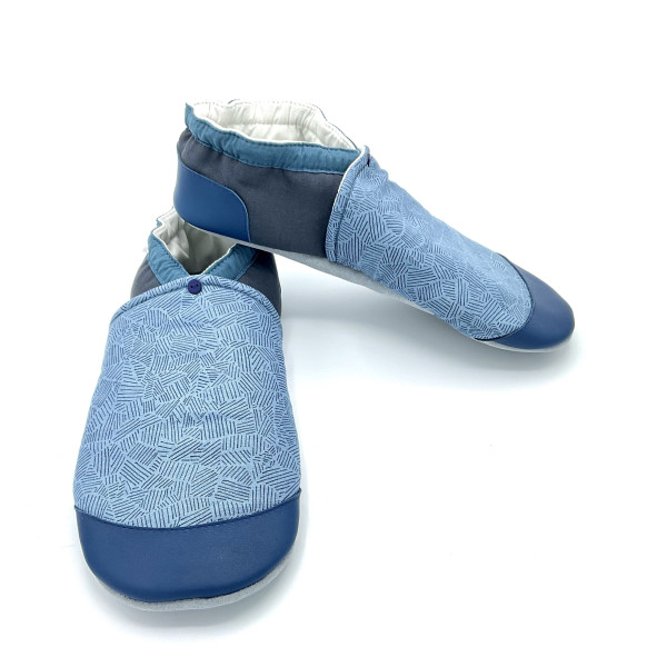 Chaussons cuir souple homme ados Nils motif graphique bleu - Dont Forget Melanie