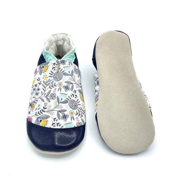 Chaussons souple Adélie pour enfant – Fleurs et papillons délicats
