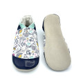 Chaussons souple Adélie pour enfant – Fleurs et papillons délicats