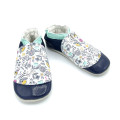 Chaussons souples femme petites fleurs papillons motif délicat - Dont Forget Melanie