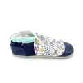 Chaussons femme raffinés fleurs papillons croûte de cuir bleu marine blanc rose - Dont Forget Melanie