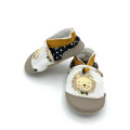 Chaussons originaux cuir Jonas noir jaune moutarde lion cadeau naissance - Dont Forget Melanie